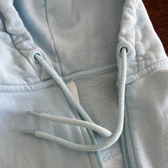 Disney World 2023 embroidered baby blue sweatshirt - Picture 9 of 14